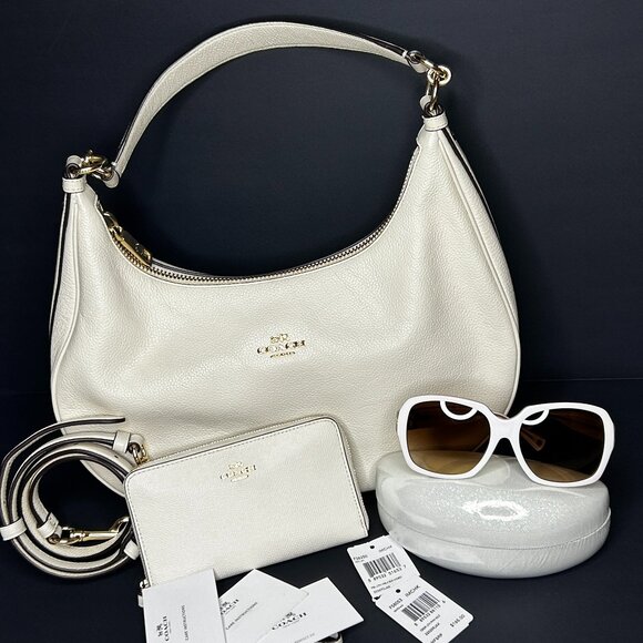 COACH WHITE LEATHER PURSE WALLET GLASSES BUNDLE ***feel free to make an offer*** - Picture 12 of 15